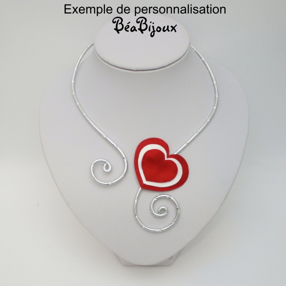 Collier mariage fleur blanc violet