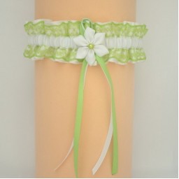 Jarretière mariage blanc vert anis  JA107