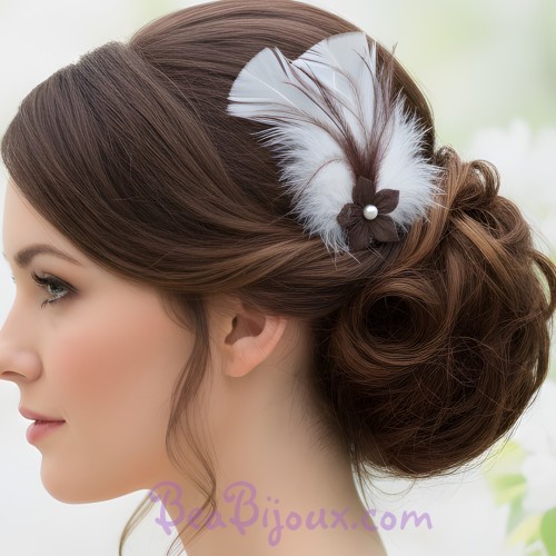 Pince à cheveux mariage blanc chocolat fleur plumes