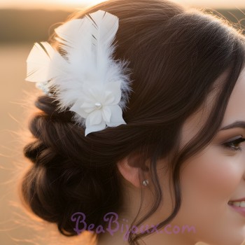 Pince à cheveux mariage blanc fleur plumes PI004A