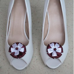 Clips chaussures mariage bordeaux et blanc CC004