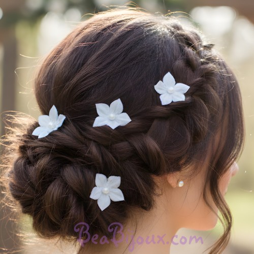 Epingle à cheveux fleur blanches
