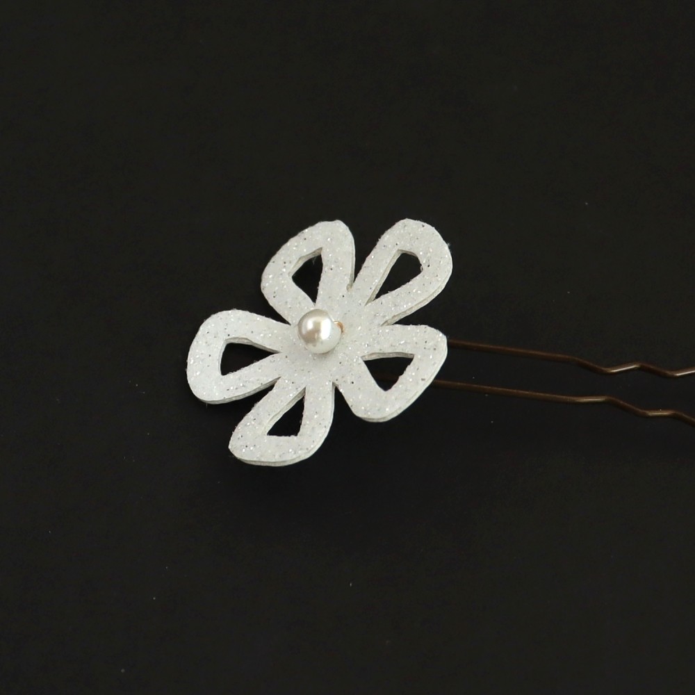 Epingle à cheveux fleur pailletée blanche Epingle à cheveux fleur pailletée blanche