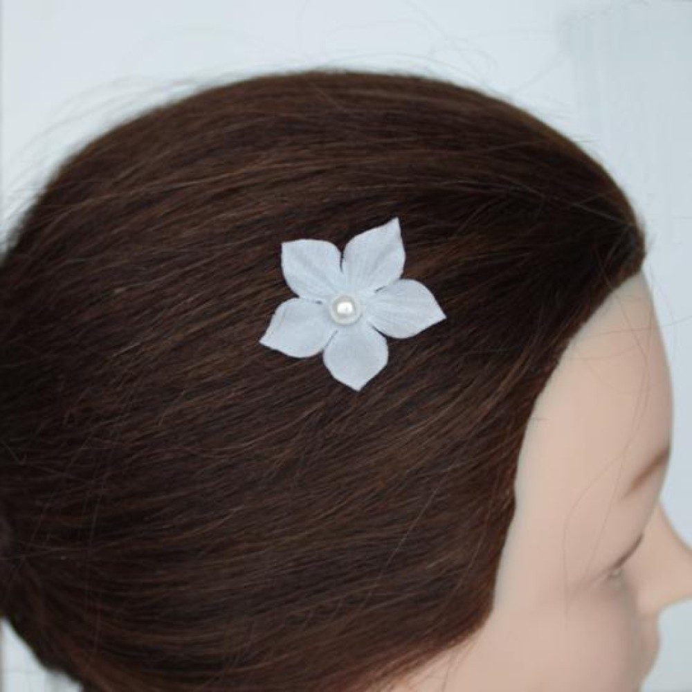 Epingle à cheveux fleur blanches Epingle à cheveux fleur blanches