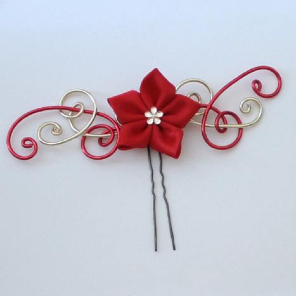Epingle à cheveux rouge doré fleur