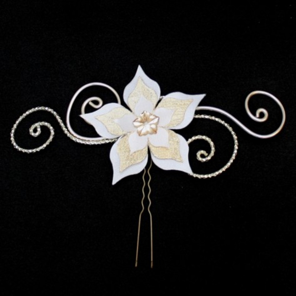 Épingle Fleur Champagne Doré