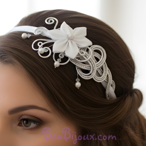 Serre tête mariage fleur blanc et argent