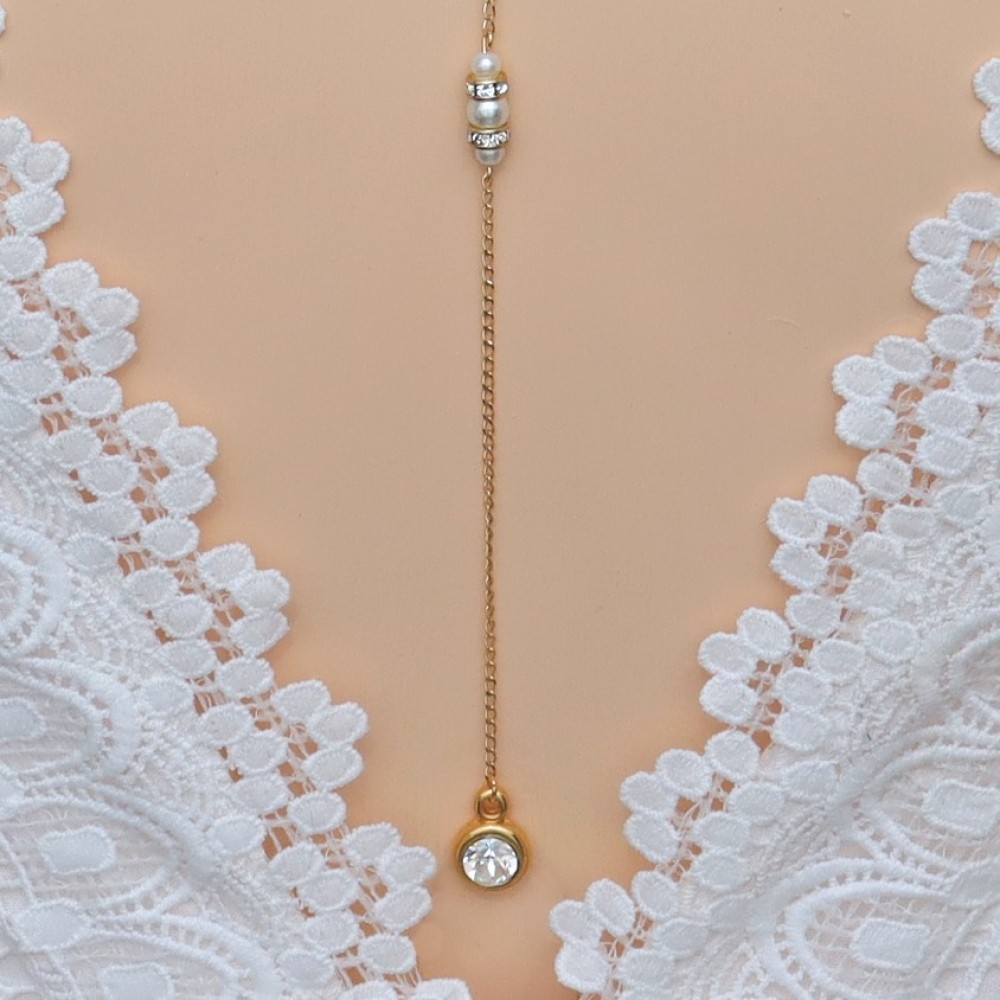 Bijou de dos perles et strass sur chaîne or fin 24K