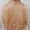 Bijou de dos perles blanches et chaine dorée BD6008