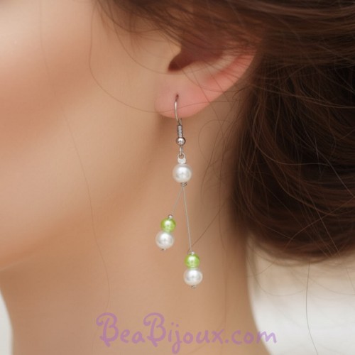 Boucles d'oreilles blanc et vert anis
