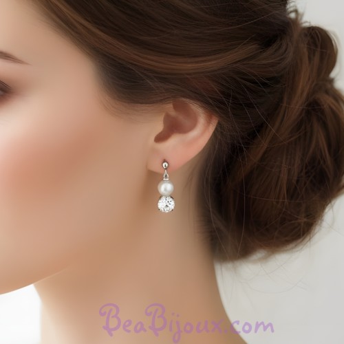 Boucles d'oreilles blanc strass