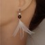 Boucles d oreilles ivoire chocolat plumes BO1217A