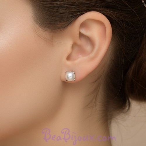 Puces d'oreilles mariage blanc