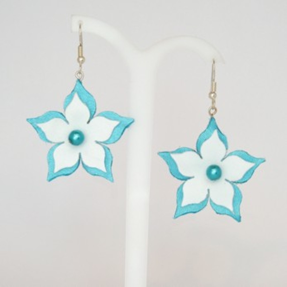 Boucles d'oreilles fleur turquoise blanc