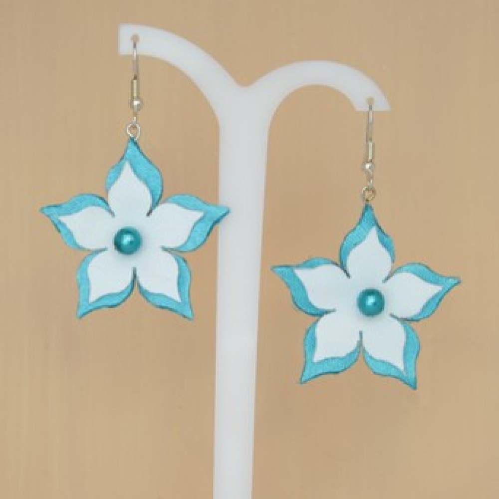 Boucles d'oreilles fleur turquoise blanc