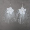 Boucles d'oreilles fleur plumes blanc BO1242A