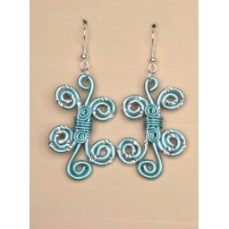 Boucles d oreilles aluminium bleu ciel et argent BOA137