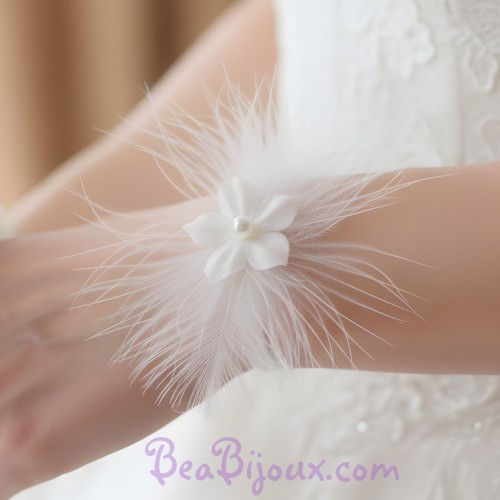 Bracelet fleur plumes blanc