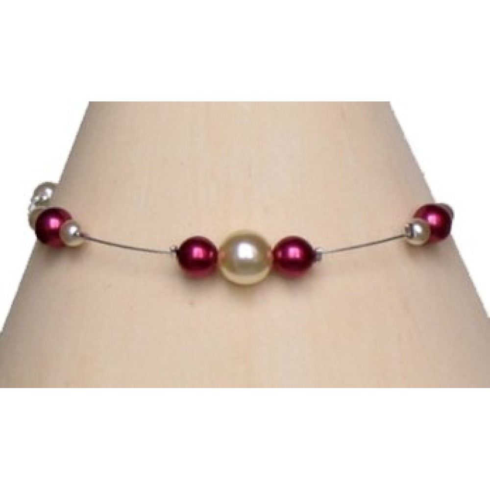 Bracelet perles ivoire et bordeaux Bracelet perles ivoire et bordeaux