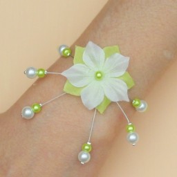 Bracelet mariage fleur blanc et vert anis BR1277A