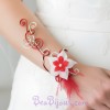 Bracelet mariage rouge champagne + fleur + plumes BRA319