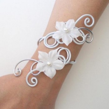 Bracelet mariage blanc et argent + fleurs BRA235