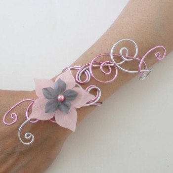 Bracelet mariage fleur rose gris BRA347