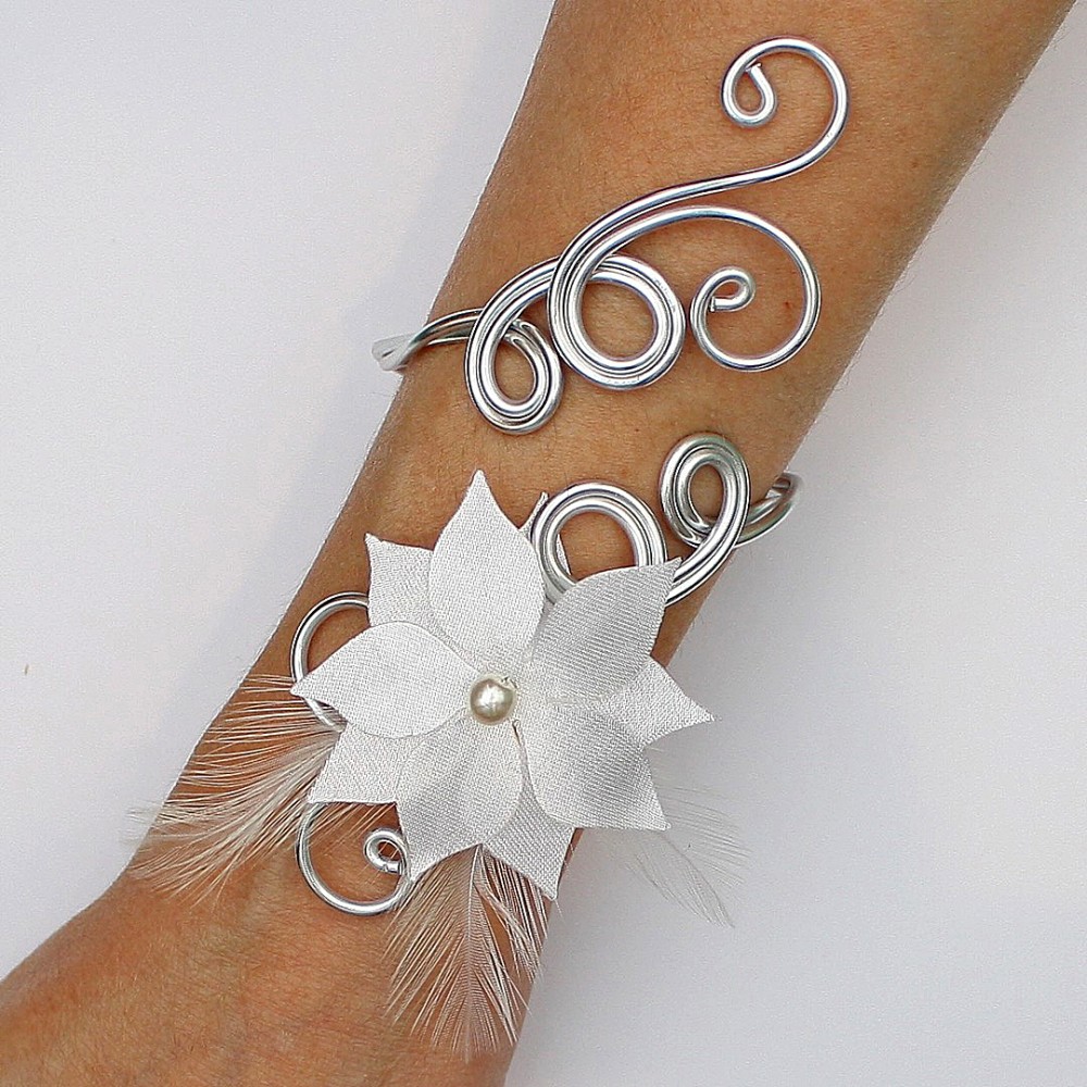 Bracelet mariage argent blanc fleur plumes