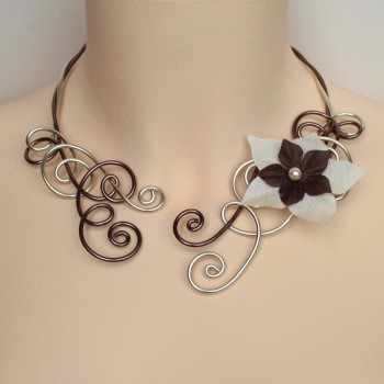 Collier mariage champagne chocolat + fleur COA302