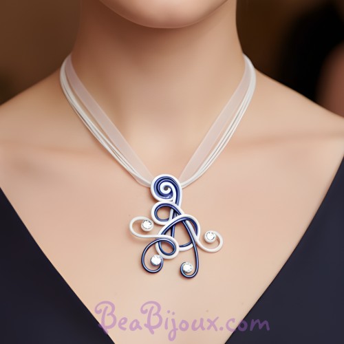 Collier mariage blanc marine et strass