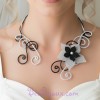 Collier mariage noir et blanc + fleur COA320