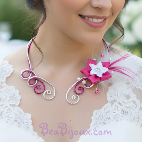 Collier mariage argent fuchsia fleur plumes