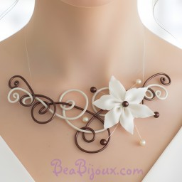 Collier mariage ivoire et chocolat + fleur COA233