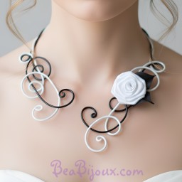 Collier mariage noir et blanc fleur COA327