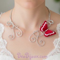 Collier mariage papillon rouge et blanc COA356