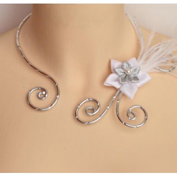 Collier mariage blanc argent fleur plumes COA340