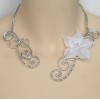 Collier mariage blanc et argent + fleur COA353