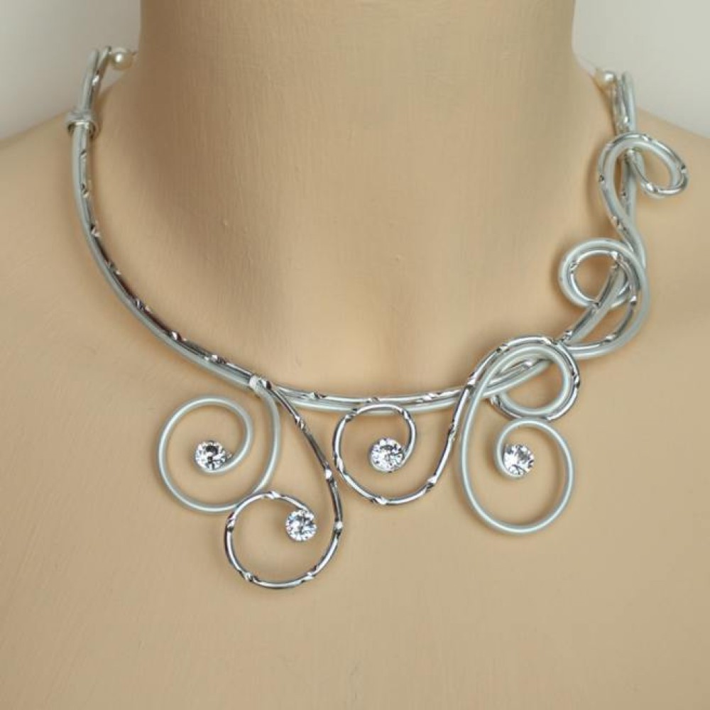 Collier mariage blanc argent et strass Collier mariage blanc argent et strass