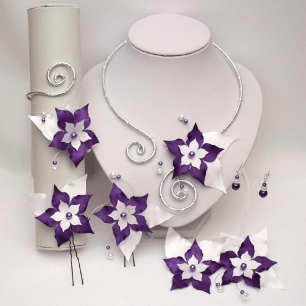 Collier mariage fleur blanc violet