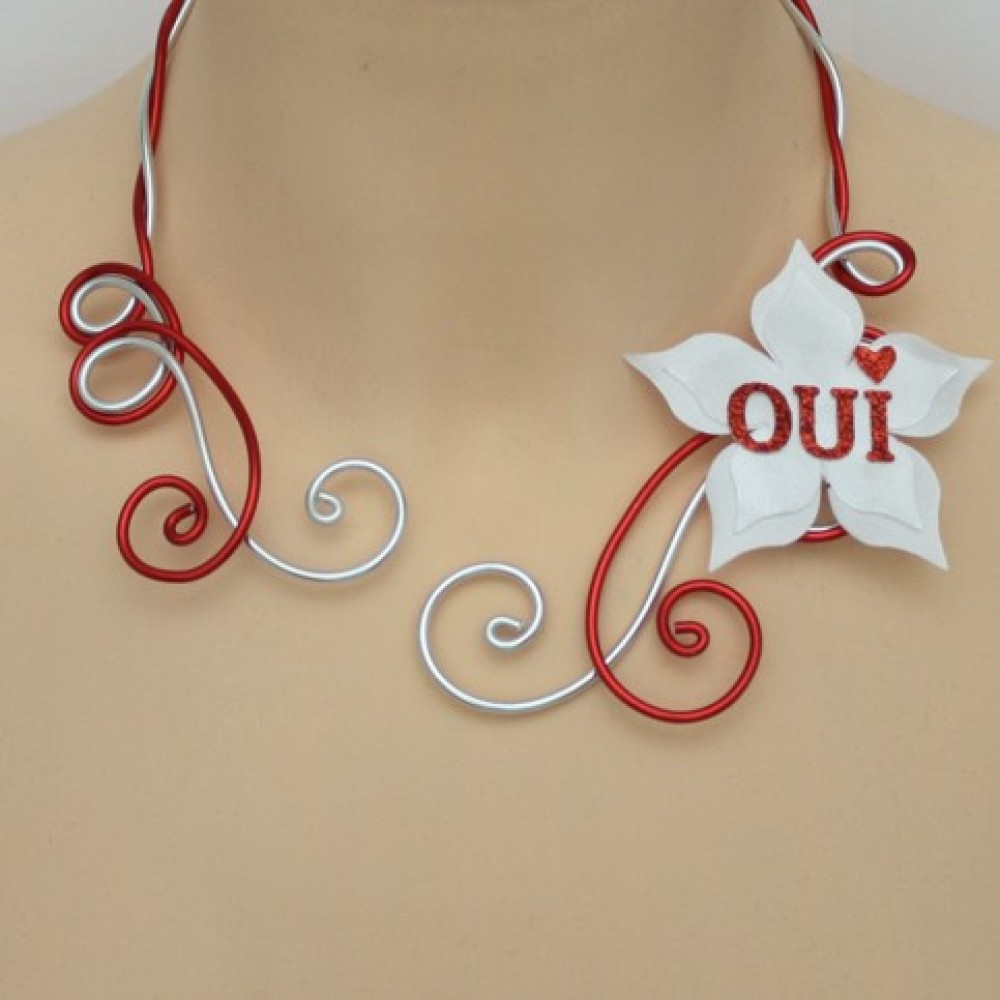 Collier mariage OUI blanc rouge argent