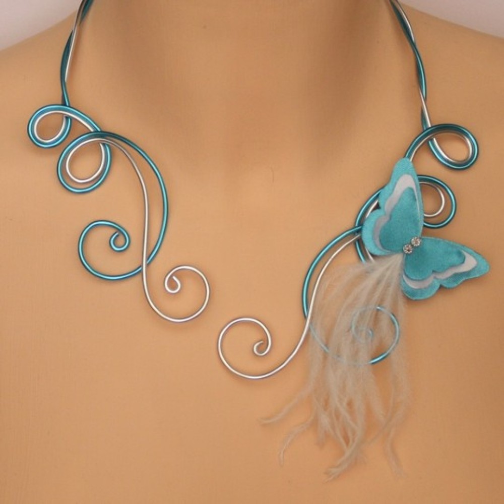 Collier mariage papillon blanc et bleu turquoise