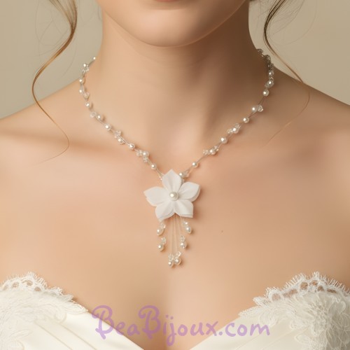 Collier mariage fleur blanc cristal