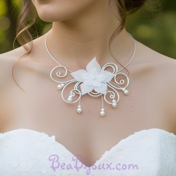 Collier mariage blanc et fleur CO1280A