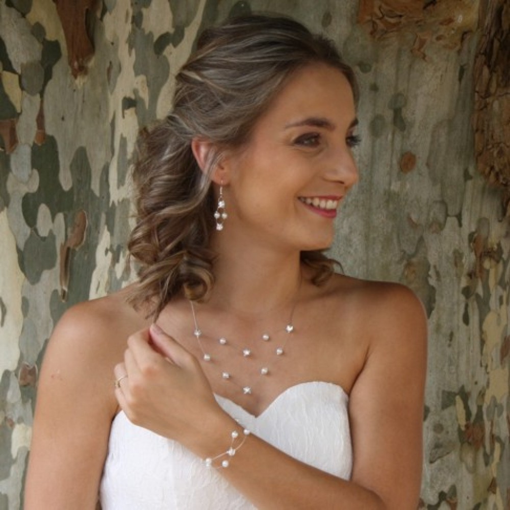 Parure de mariage blanc et strass Parure de mariage blanc et strass