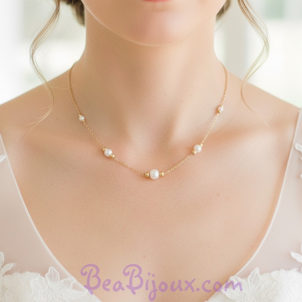 Parure mariage minimaliste perles nacrées et dorées Parure mariage minimaliste perles nacrées et dorées