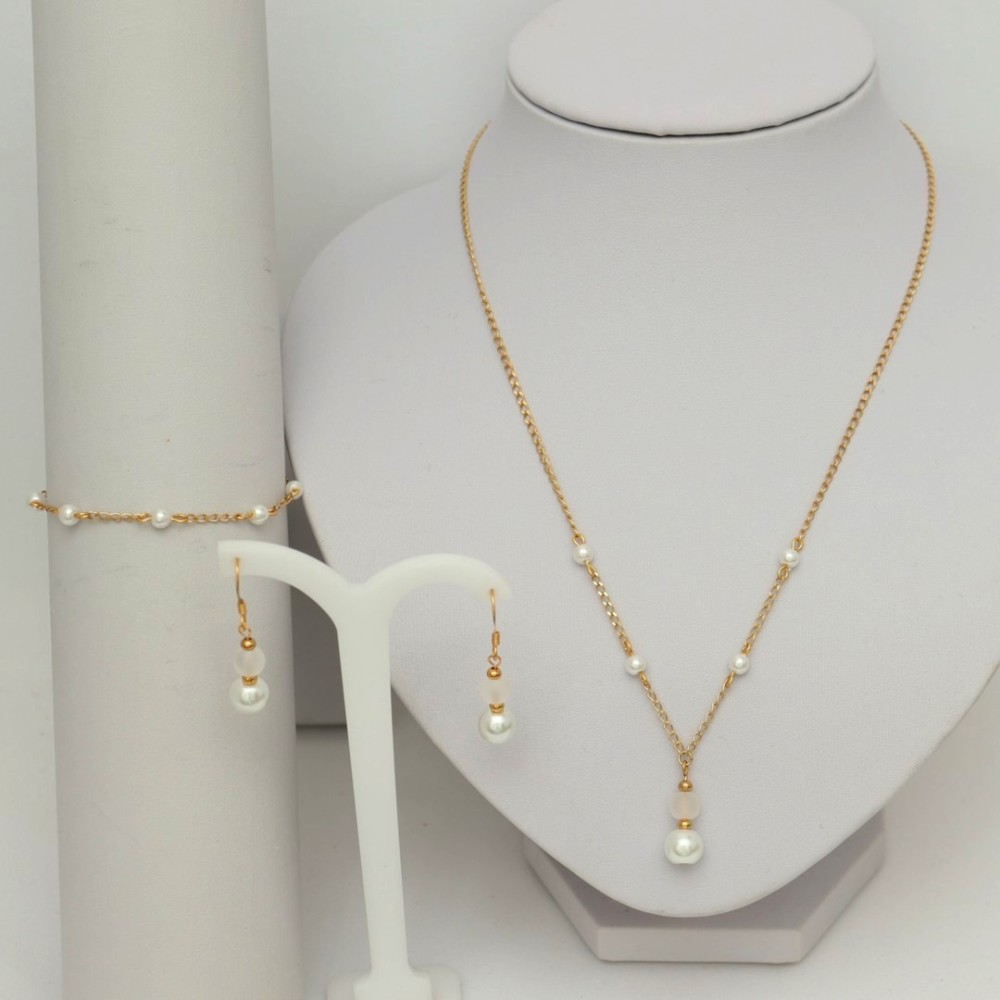 Collier mariage pendentif blanc et or