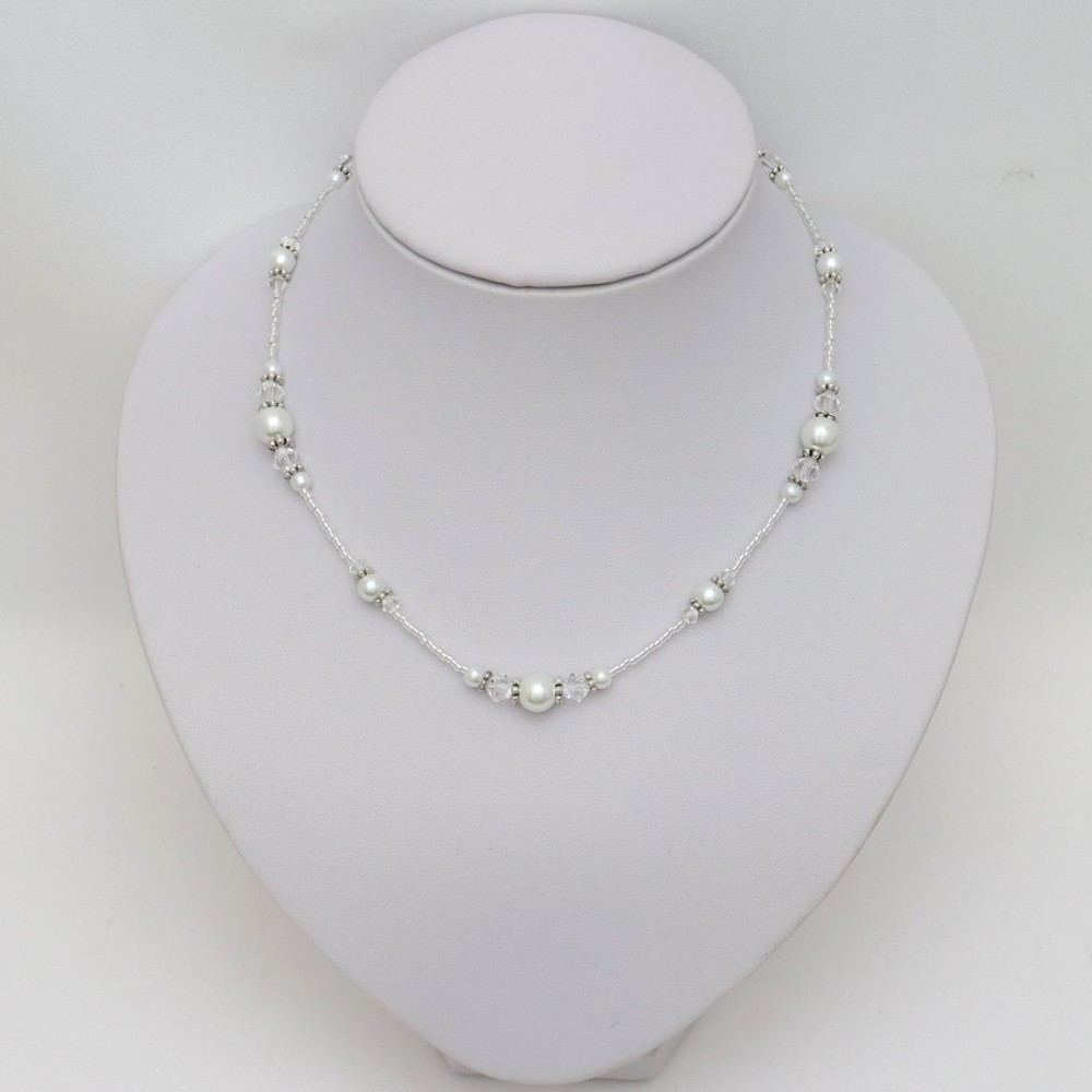 Parure mariage blanc et cristal Parure mariage blanc et cristal