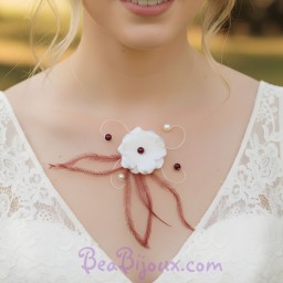Collier mariage fleur plumes ivoire clair bordeaux CO4291A