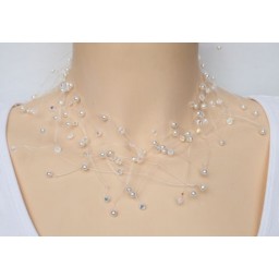 Collier blanc et cristal CO4272A