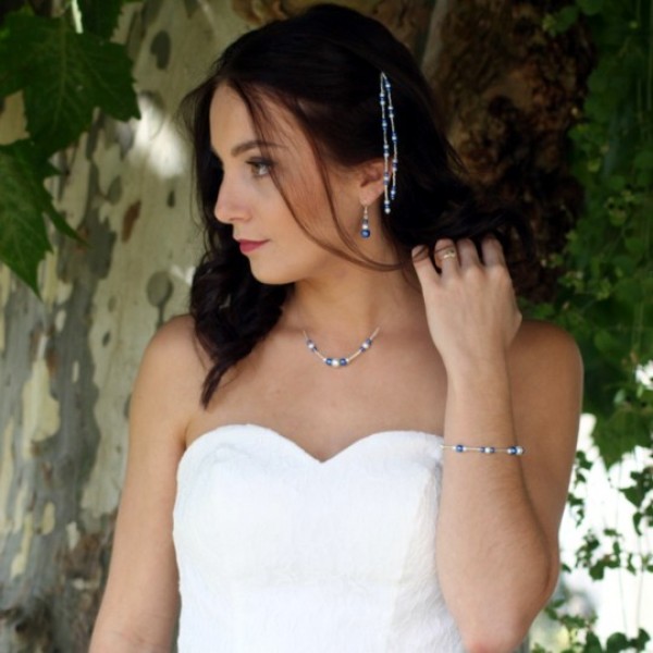 Collier Fantaisie Turquoise Et Blanc Cassé – Perles De Verre – Mariage Ou Soirée